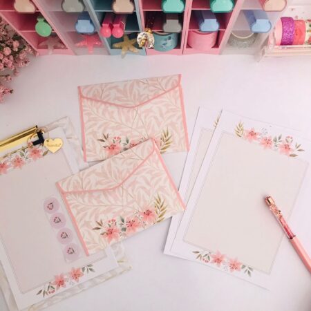 Kit Papeis de Carta com Envelopes La Palomita Floral Elegante