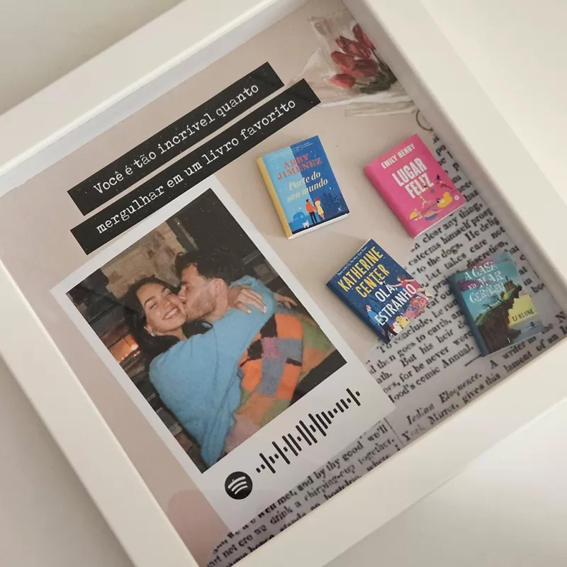 Quadro Decorativo Personalizado com Foto Mini Livros 15x15cm com vidro - Image 3