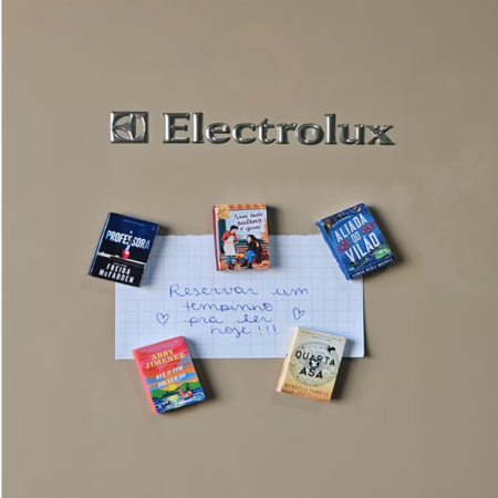 Kit 10 Imãs de Geladeira Mini Livros Personalizados