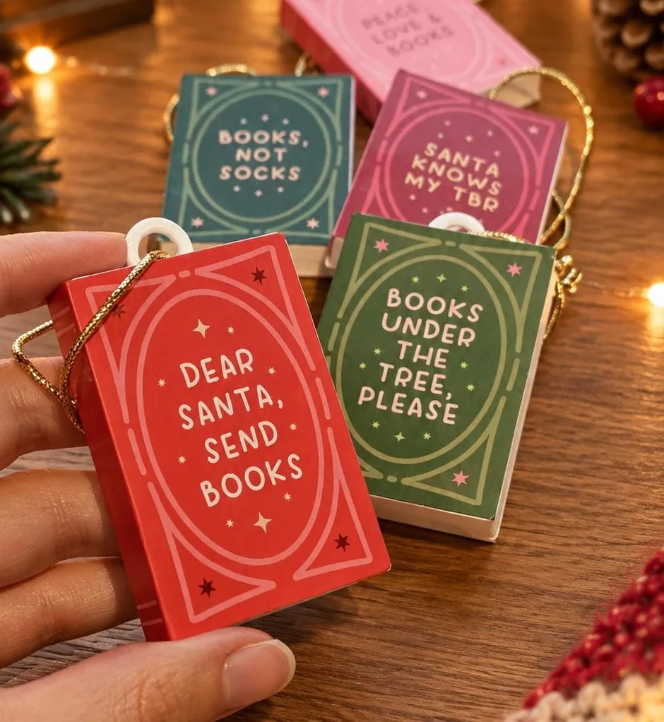 Mini Livros Natalinos – Enfeites para Árvore de Natal - Imagem 4